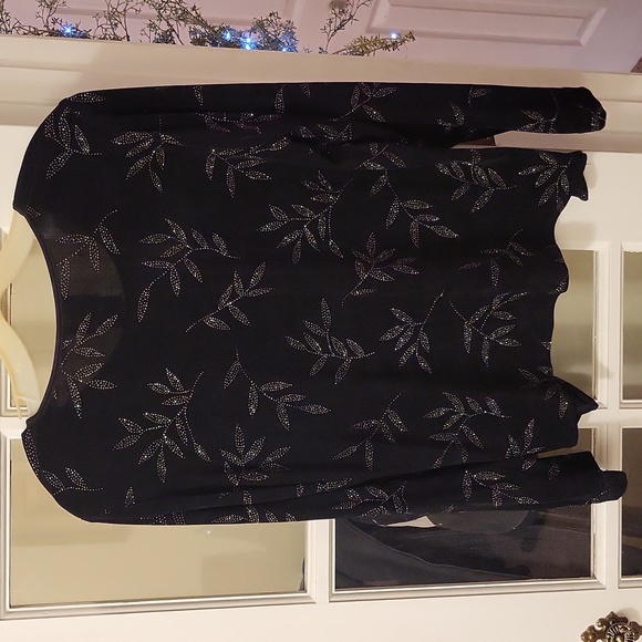 Rabbit Rabbit Rabbit 🐇 Womens Beautiful Sparkly Blouse - Picture 2 of 7